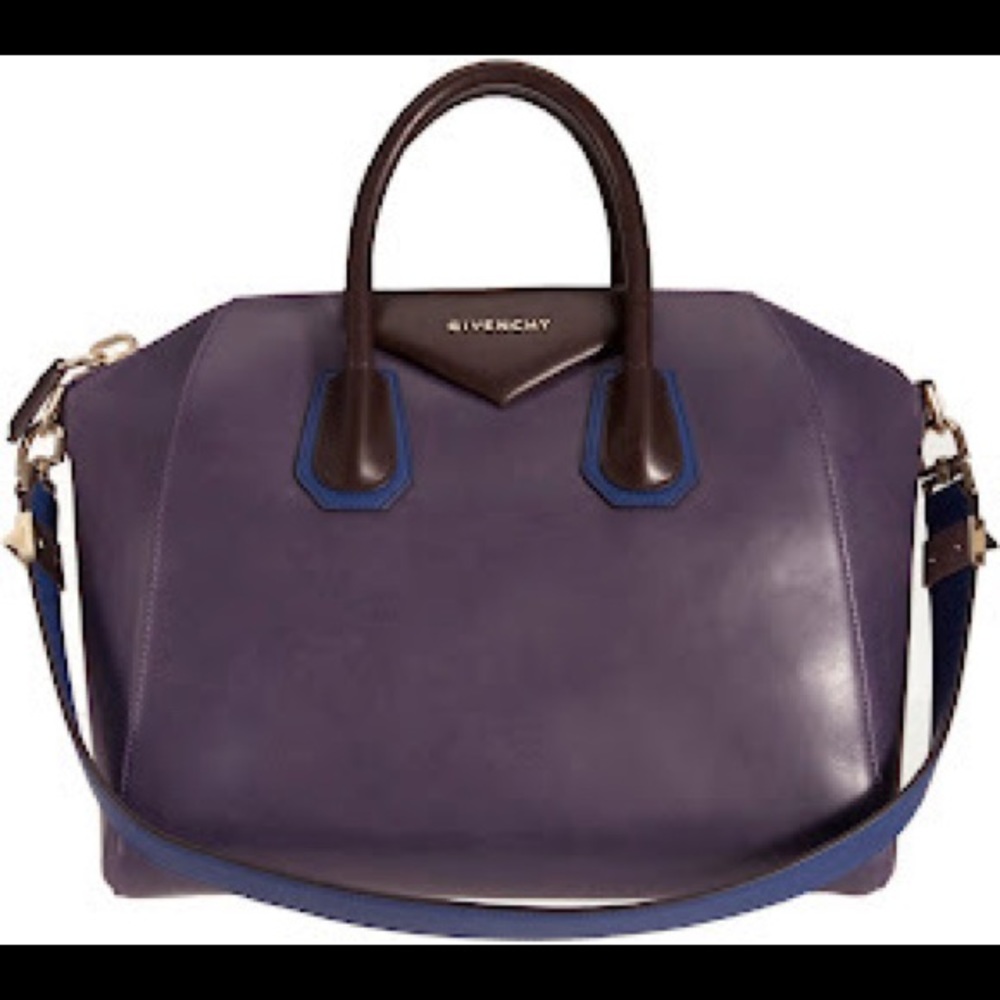 RARE vintage 1st season/year 2011 Givenchy Antigona Medium-tri color